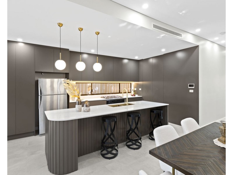 16c Royce Street, Greystanes NSW 2145