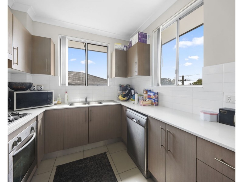 15/21-27 Cross Street, Guildford NSW 2161