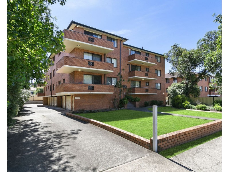 10/29-31 Neil Street, Merrylands NSW 2160