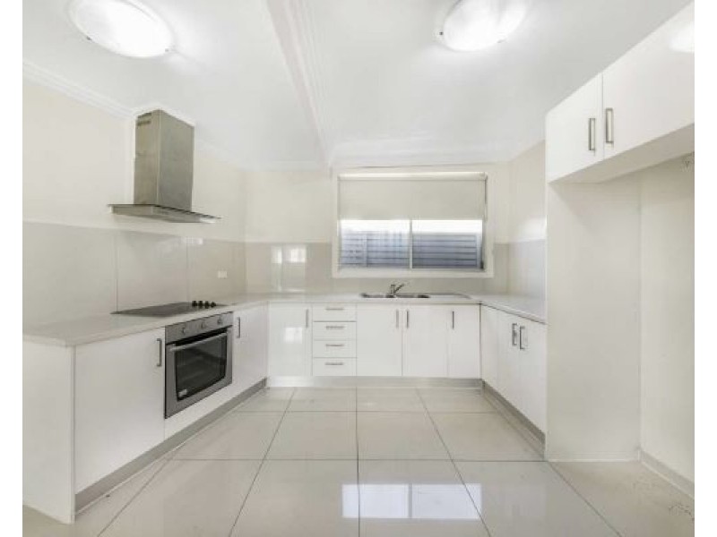 78a Hilltop Rd, Merrylands NSW 2160