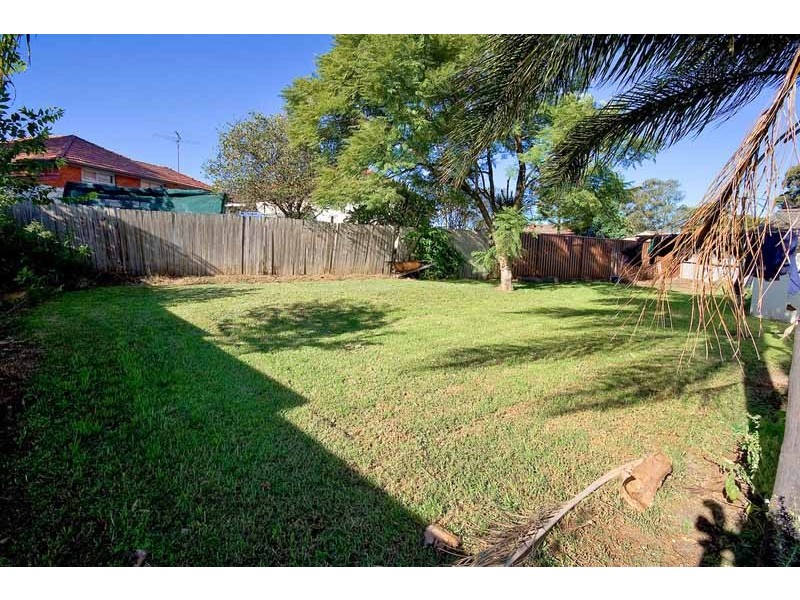 7 Tilba Street, Woodpark NSW 2164