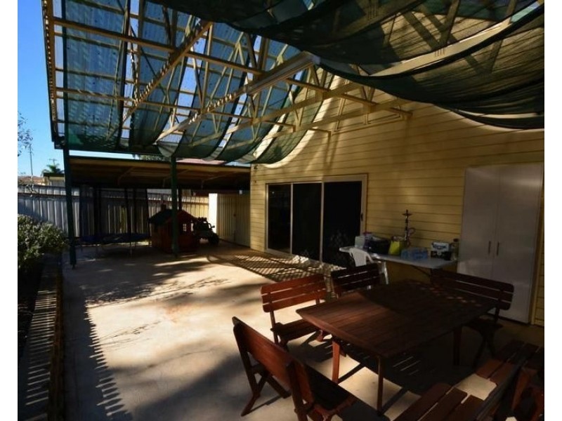 61 Woodpark Rd, Woodpark NSW 2164