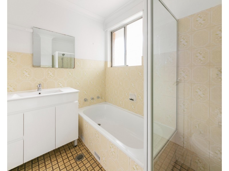 12/18 Sheffield St, Merrylands NSW 2160