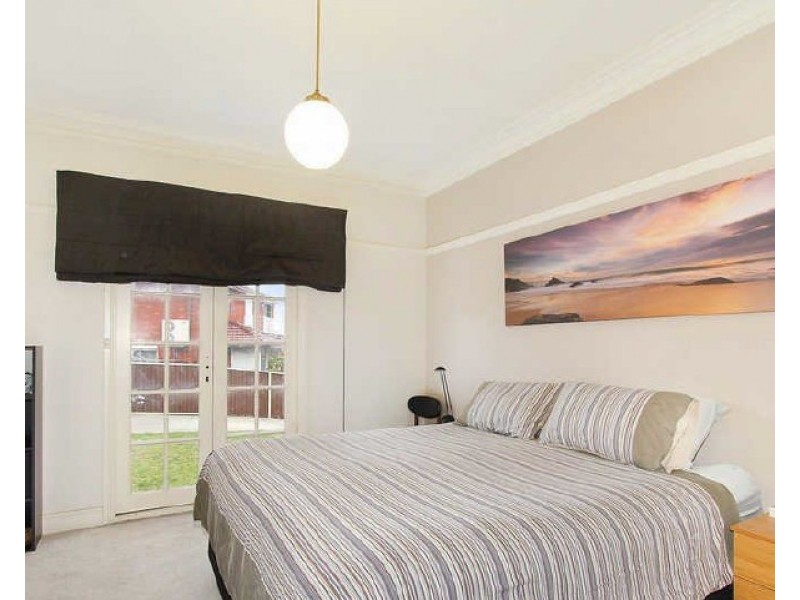 128 Braeside Rd, Greystanes NSW 2145