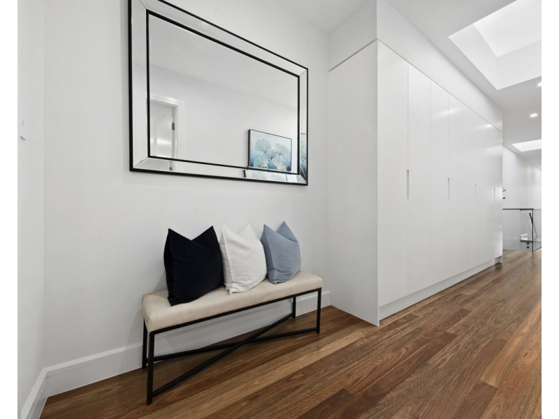 8a Pine Street, Rydalmere NSW 2116