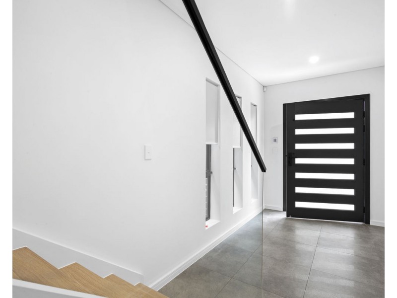 16 Parkes Street, Guildford NSW 2161