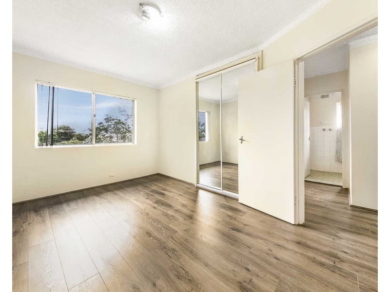 8/57 St Ann St, Merrylands NSW 2160