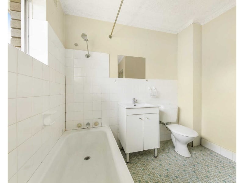 8/57 St Ann St, Merrylands NSW 2160