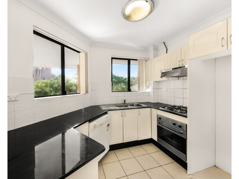 11/33-37 Neil St, Merrylands NSW 2160