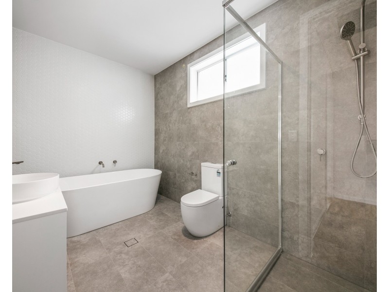 2/118 Centenary Rd, South Wentworthville NSW 2145