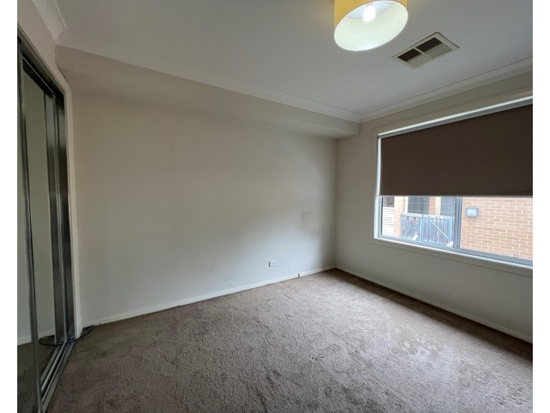 19 Nijong Dr, Pemulwuy NSW 2145