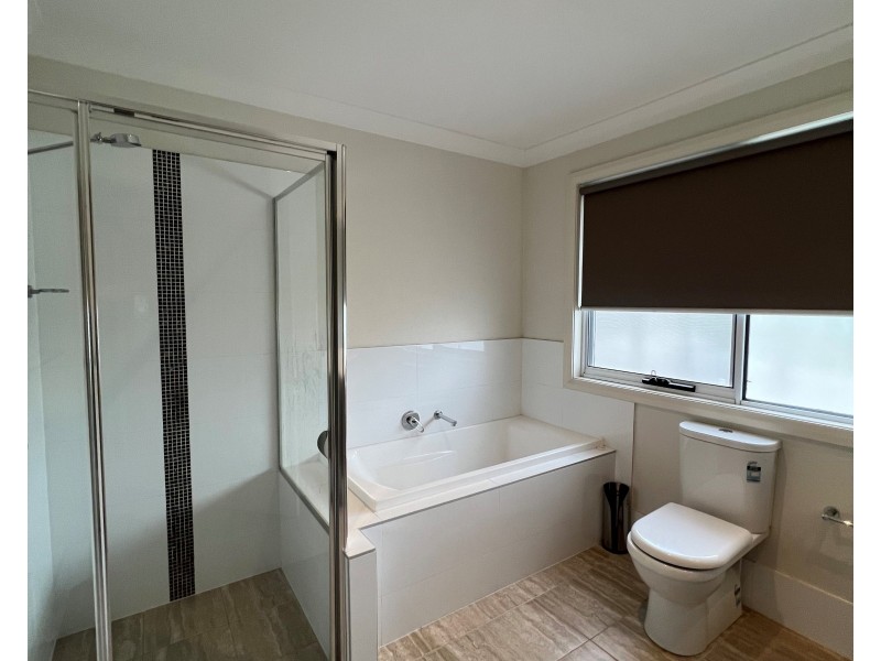 19 Nijong Dr, Pemulwuy NSW 2145