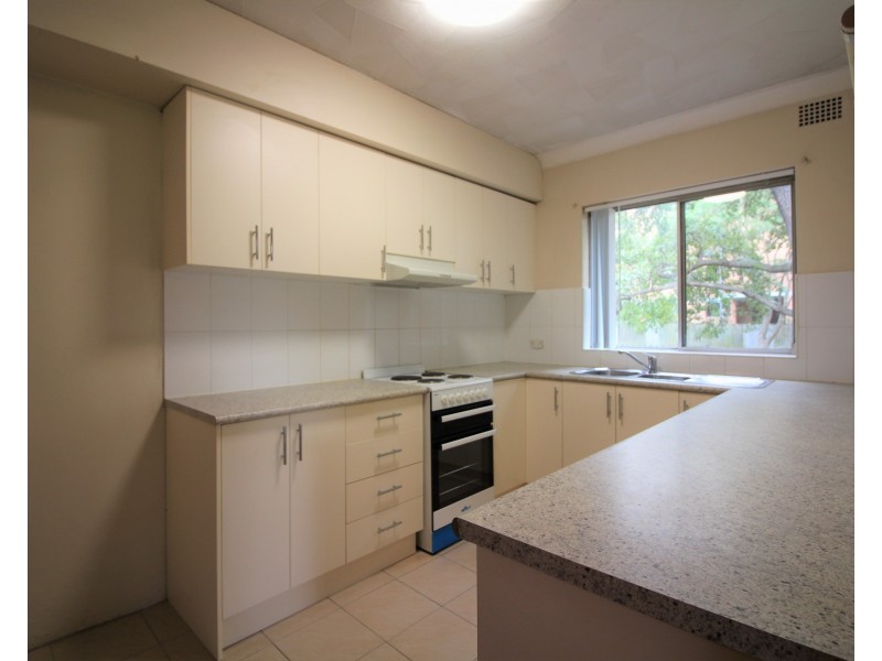 2/15-17 Birmingham St, Merrylands NSW 2160