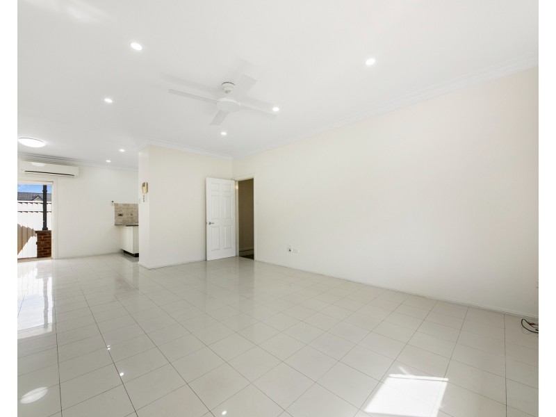 2/19-21 Ellis St, Merrylands NSW 2160