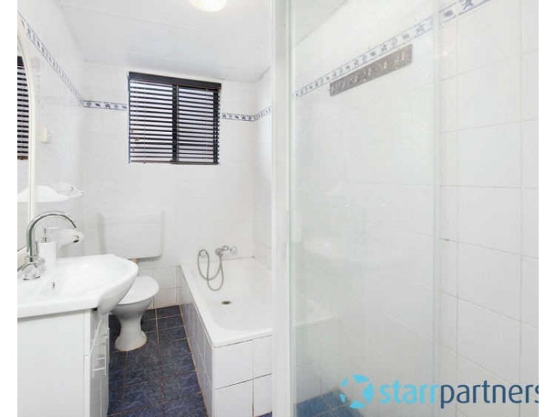 2/10 Birmingham St, Merrylands NSW 2160