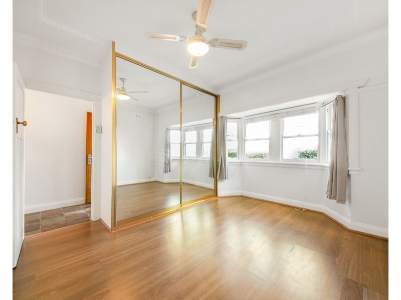 43 Desmond St, Merrylands NSW 2160