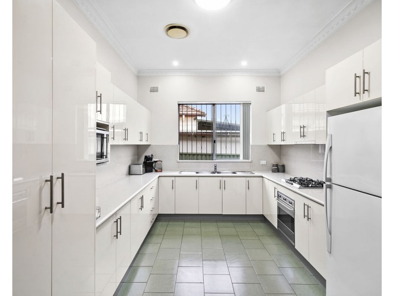 5 Bolton Street, Guildford NSW 2161