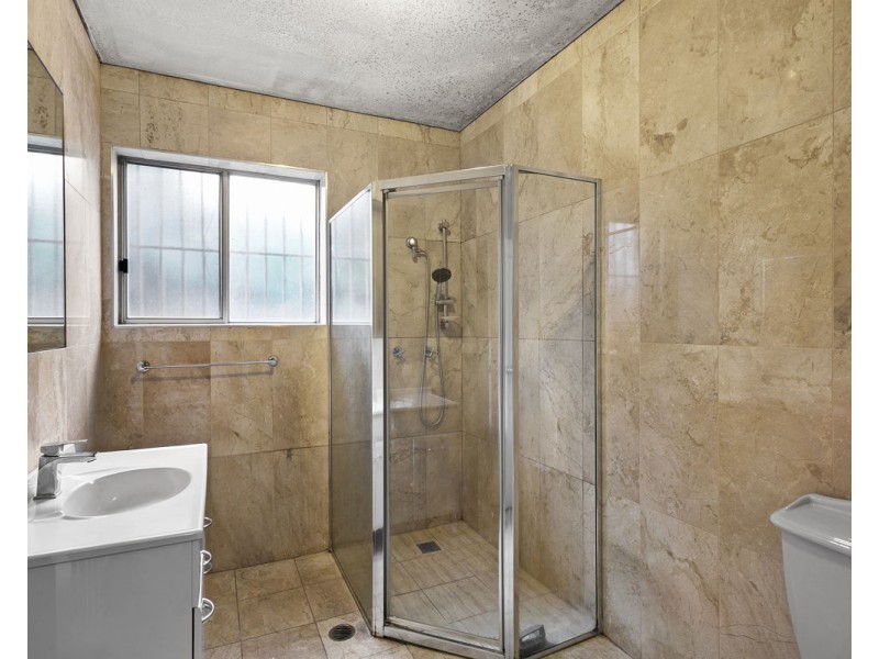 5 Bolton Street, Guildford NSW 2161