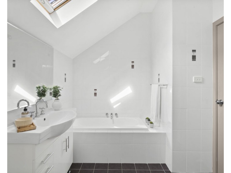 714 The Horsley Drive, Smithfield NSW 2164