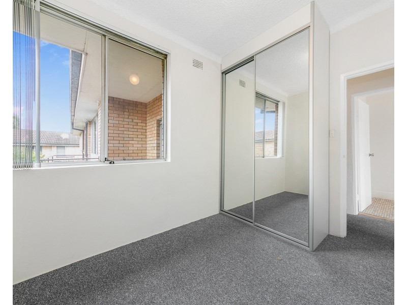 08/21 Cambridge St, Merrylands NSW 2160