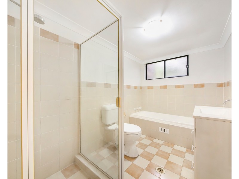 1/13 Oxford St, Merrylands NSW 2160