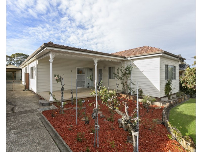 18 Renfrew Street, Guildford NSW 2161