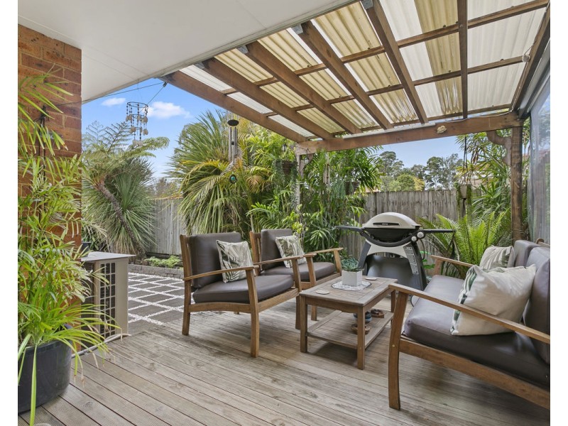 2/39a Burrabogee Road, Pendle Hill NSW 2145