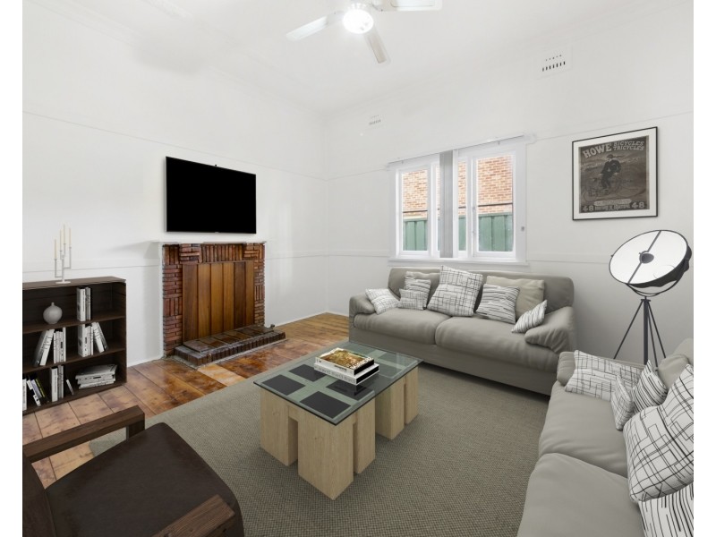 4 Birmingham St, Merrylands NSW 2160