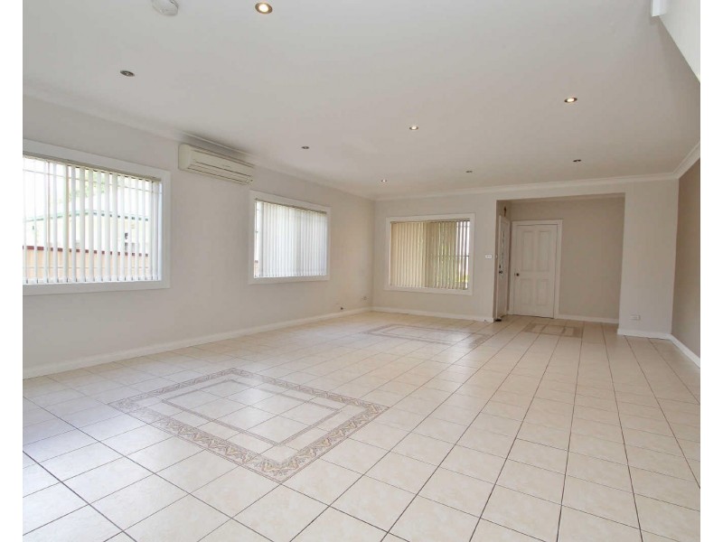 15 Frances St, Merrylands NSW 2160