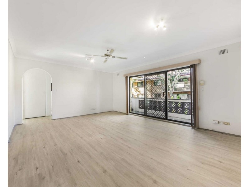 10/12 Cambridge St, Merrylands NSW 2160