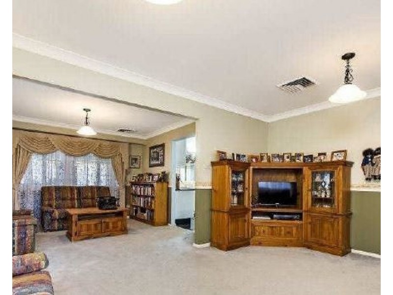 302 Old Prospect Rd, Greystanes NSW 2145