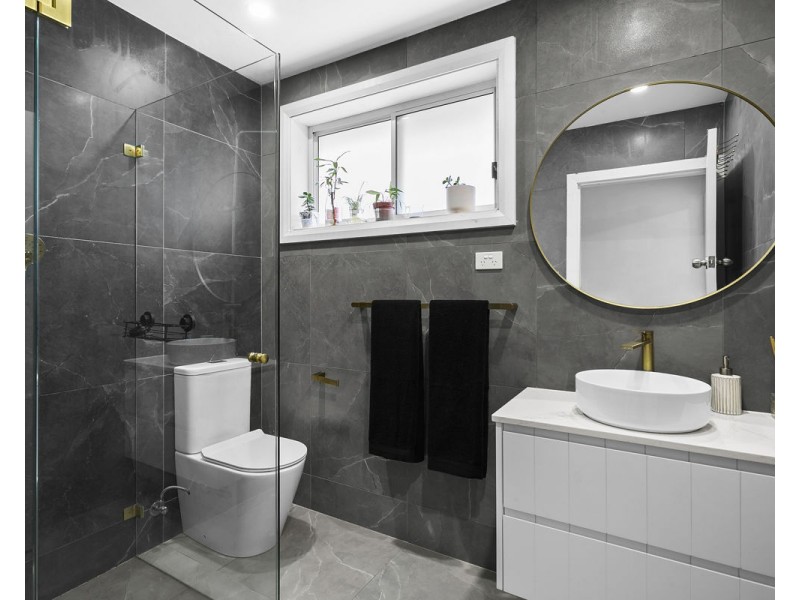 13 Jersey Road, Greystanes NSW 2145