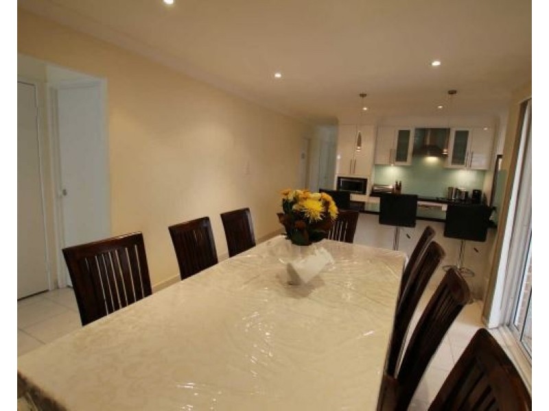 9 Ollier Cr, Prospect NSW 2148