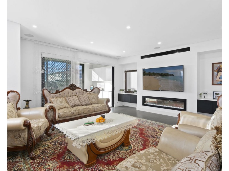 54 Edna Avenue, Merrylands NSW 2160