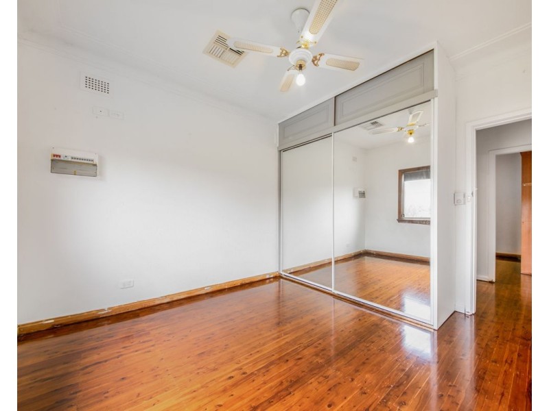 19 Queen Street, Guildford NSW 2161