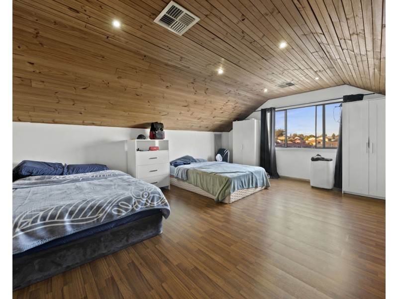 19 Queen Street, Guildford NSW 2161