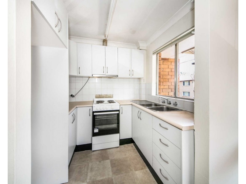 28/22 Newman St, Merrylands NSW 2160