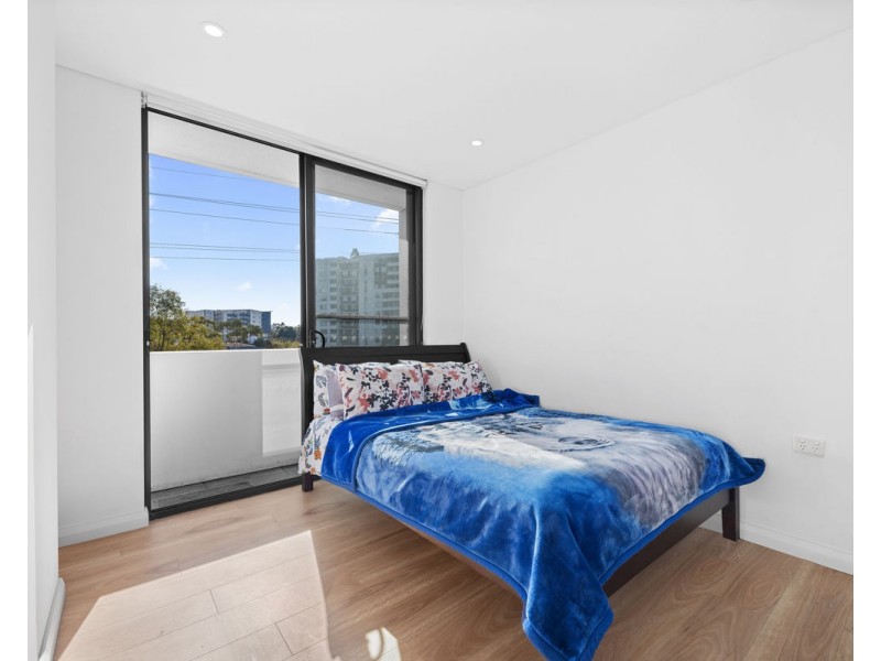 12/86-88 Railway Terrace, Merrylands NSW 2160
