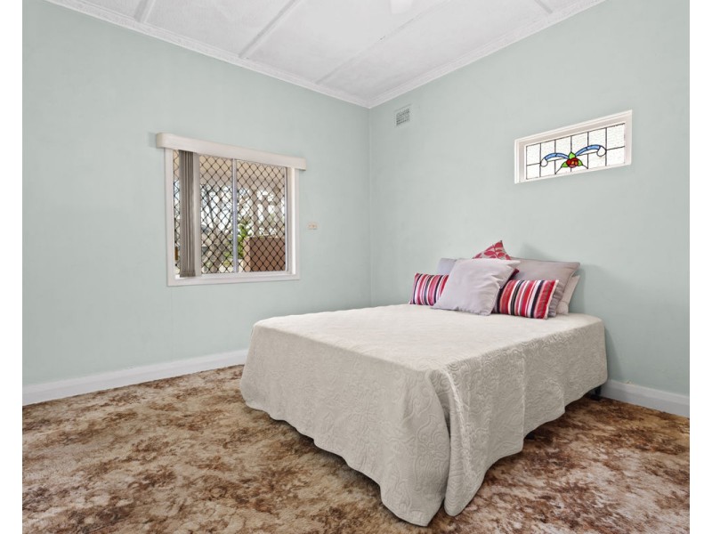 32 Badham Street, Merrylands NSW 2160