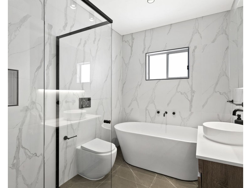 32a Arcadia Street, Merrylands NSW 2160