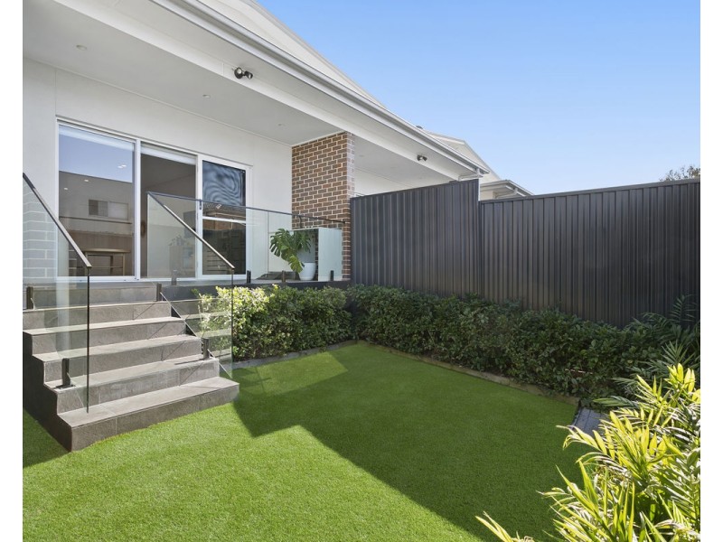 32a Arcadia Street, Merrylands NSW 2160