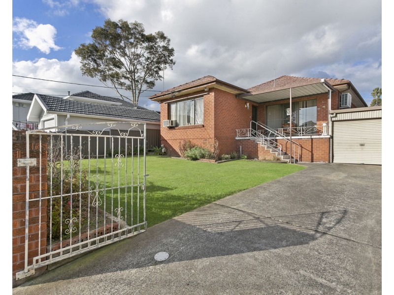 2a Leopold Street, Merrylands NSW 2160