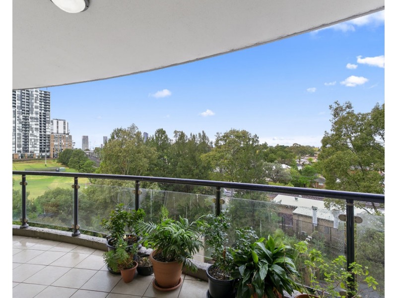 704/91b Bridge Road, Westmead NSW 2145