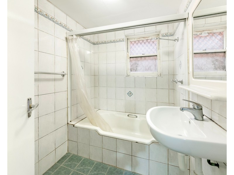 2/10 Allen St, Harris Park NSW 2150