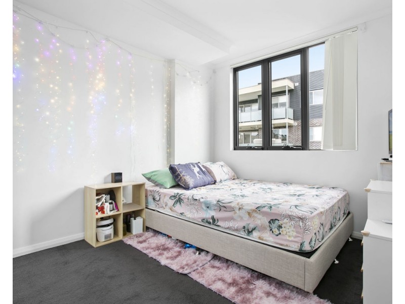 42/190-194 Burnett Street, Mays Hill NSW 2145