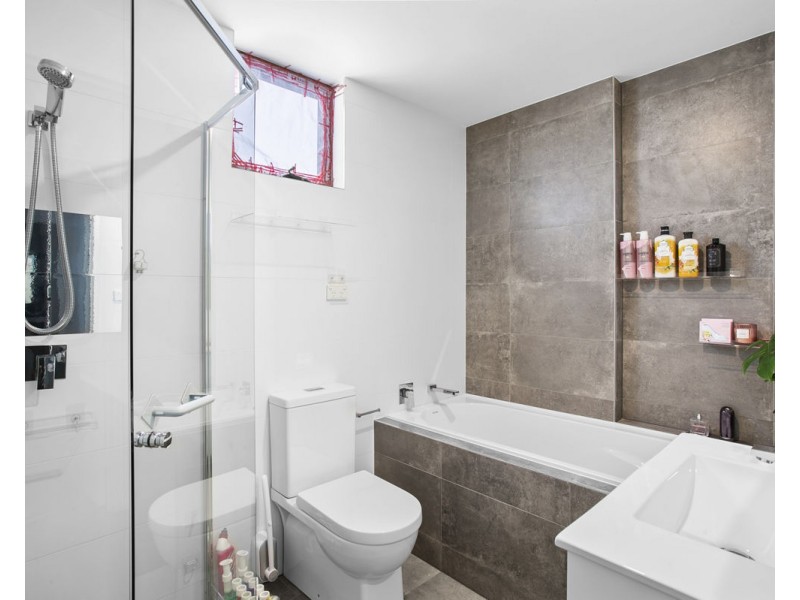 42/190-194 Burnett Street, Mays Hill NSW 2145