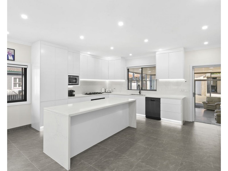 30 Verlie Street, South Wentworthville NSW 2145