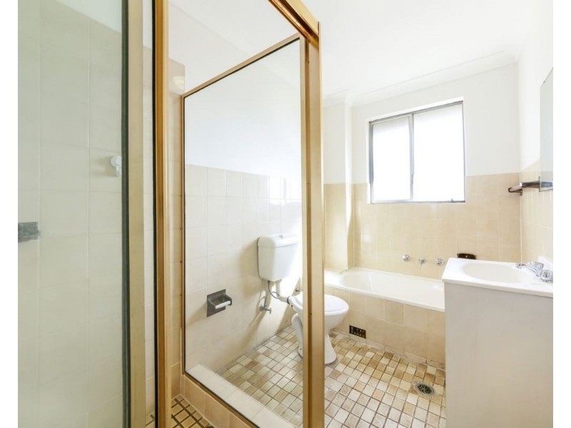 8/58 Manchester St, Merrylands NSW 2160