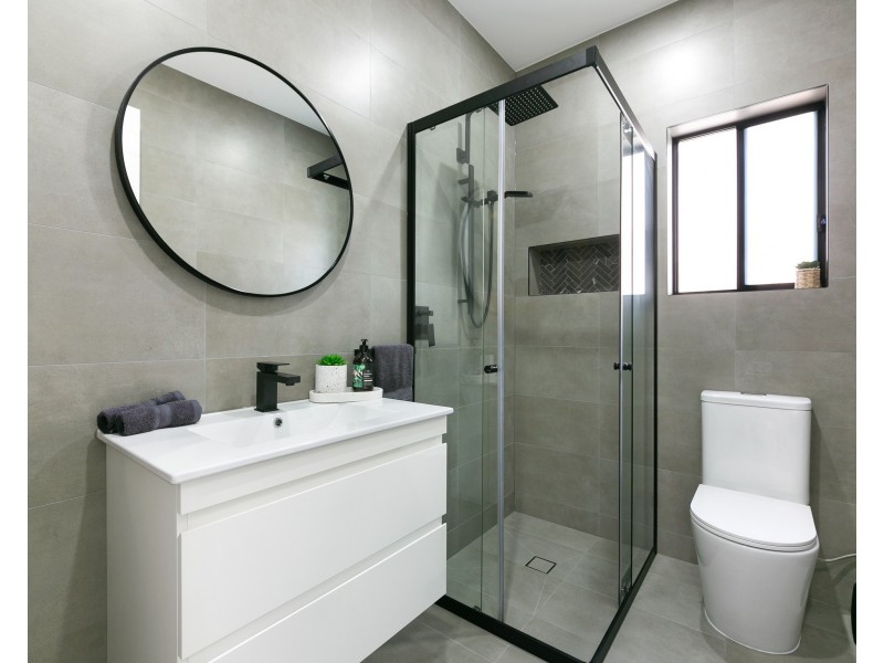 21a Barcom St, Merrylands West NSW 2160