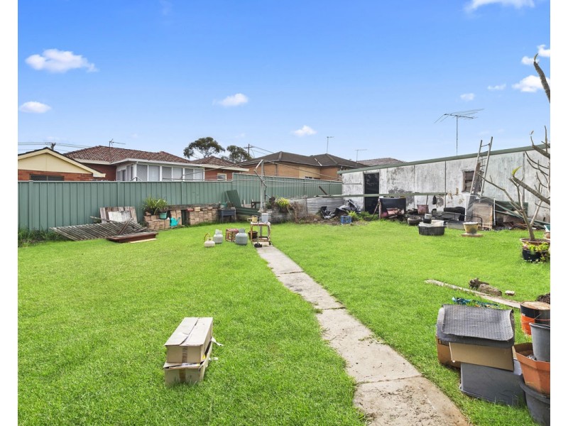 40 Sandra Street, Woodpark NSW 2164